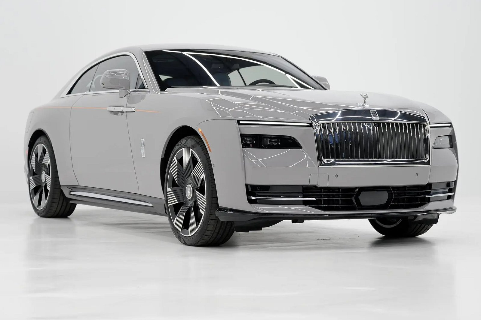 Someone Is Already Selling A Rolls-Royce Spectre Under Threat Of Ban