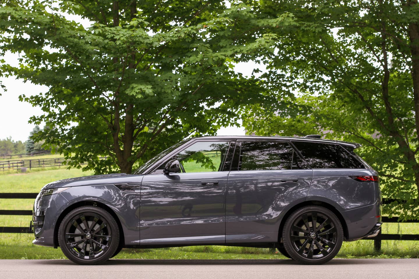 Range Rover Sport photo