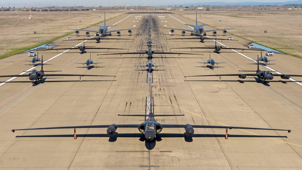 U-2 Dragon Lady Spy Planes Execute A Bittersweet Elephant Walk