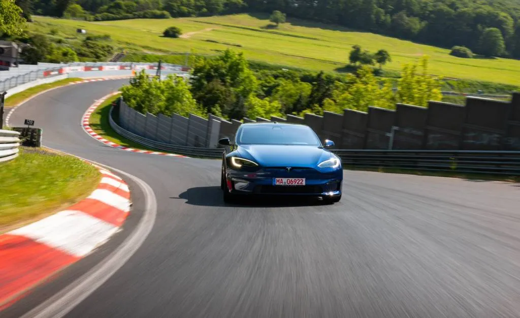 Tesla Model S Plaid Track Package sets 7:25.231 Nürburgring lap time