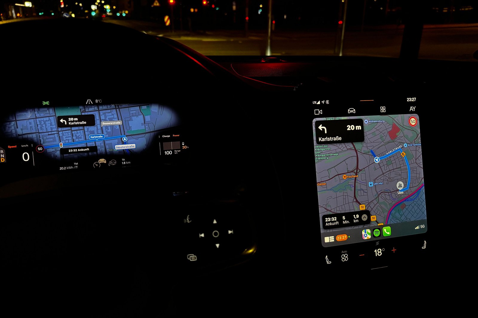 Updated Apple CarPlay Navigation Displays Are Far More Convenient