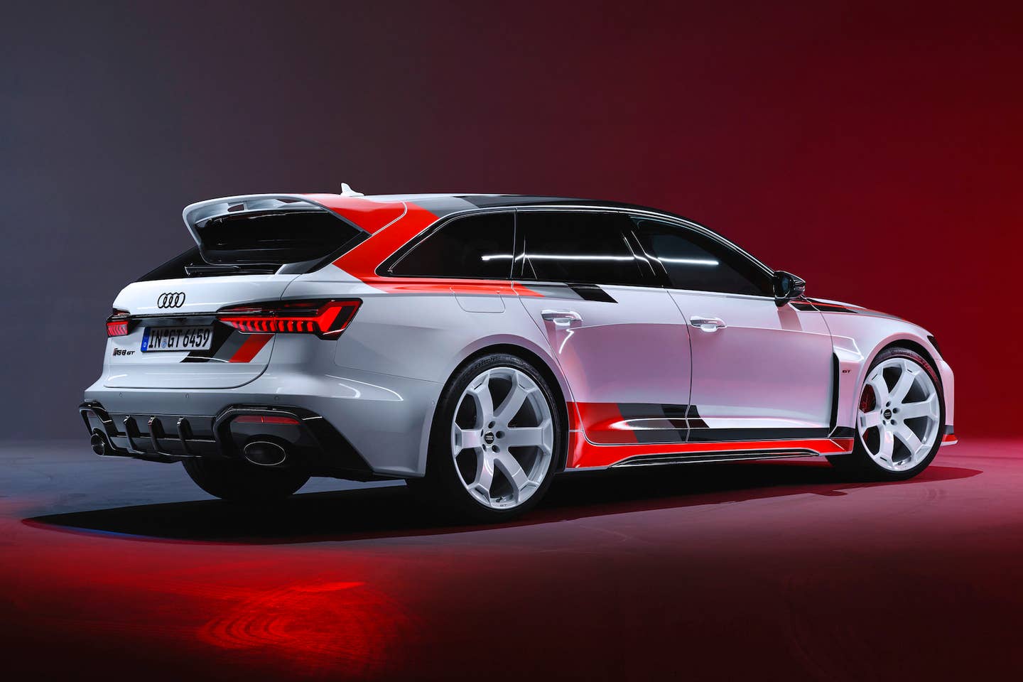 2025 Audi RS6 Avant GT