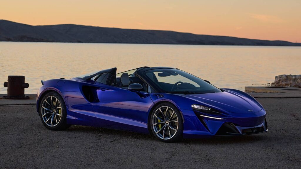 2025 McLaren Artura Spider: More Power, More Range, More Sky