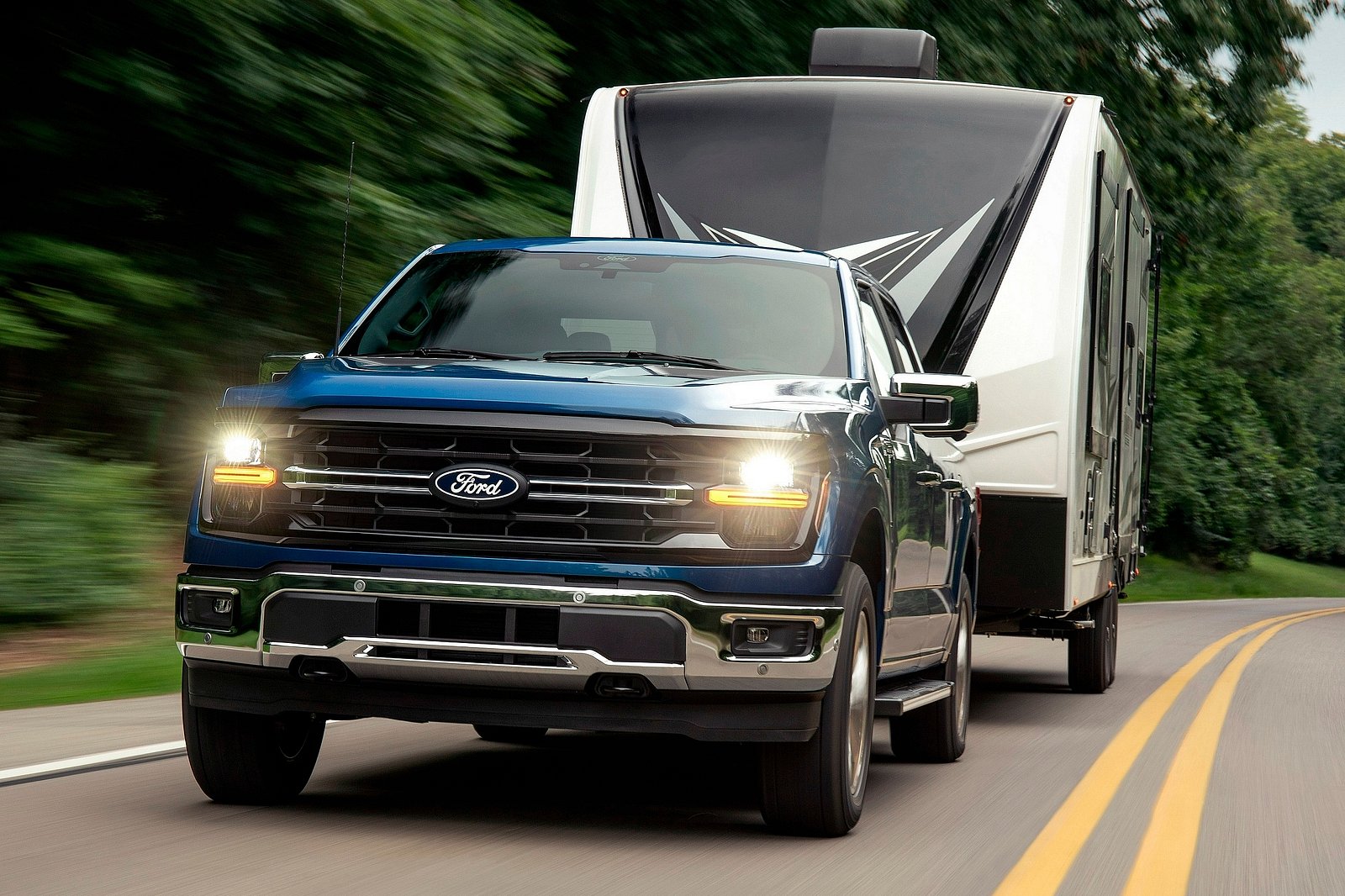 An Overwhelming Majority Of Americans Think Trucks And SUVs Are Getting Too Big