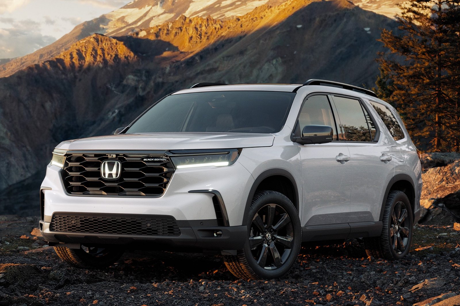 2025 Honda Pilot Launches New Black Edition Trim