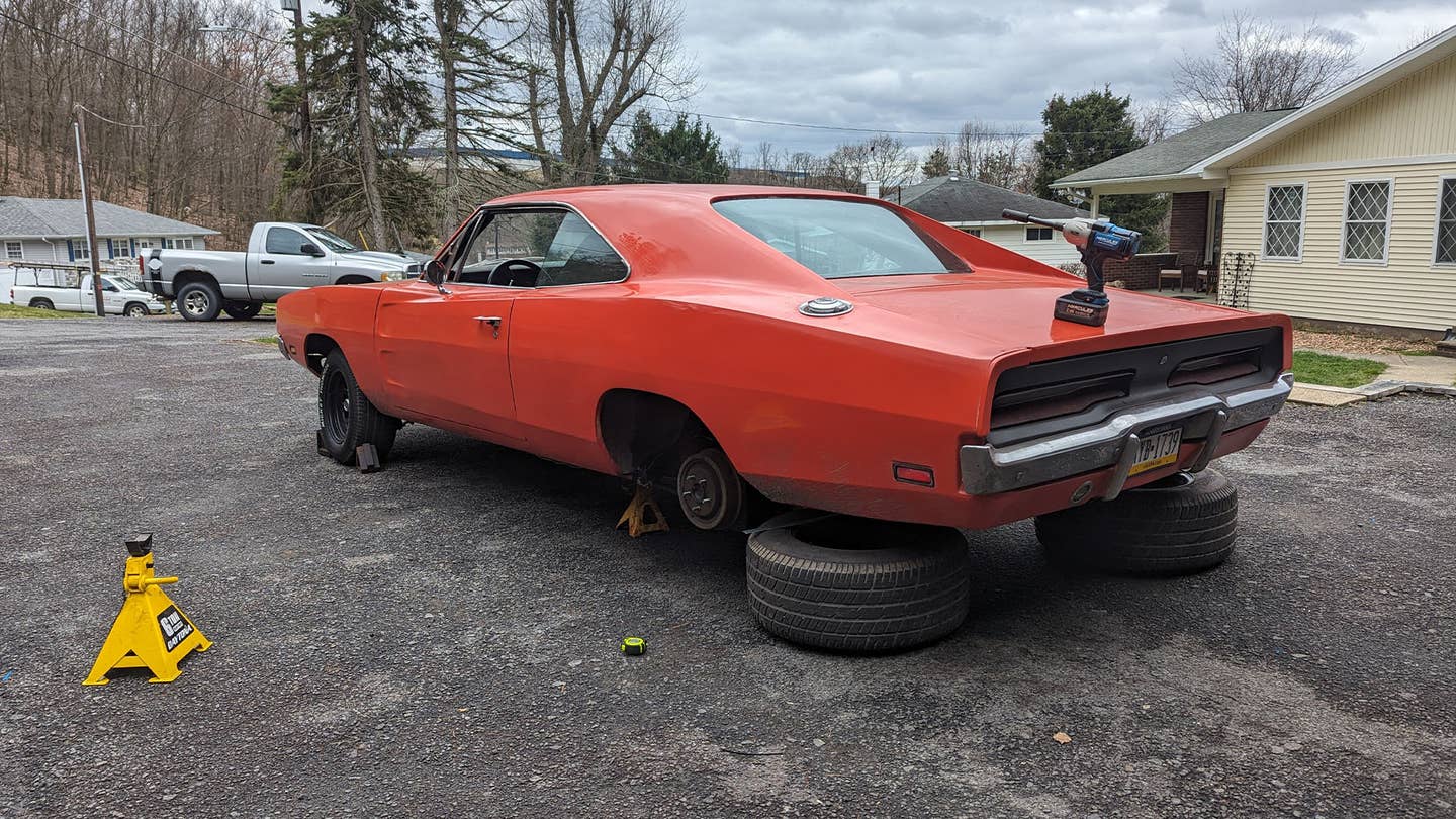 1969 Dodge Charger Heidts 4-Link Swap 