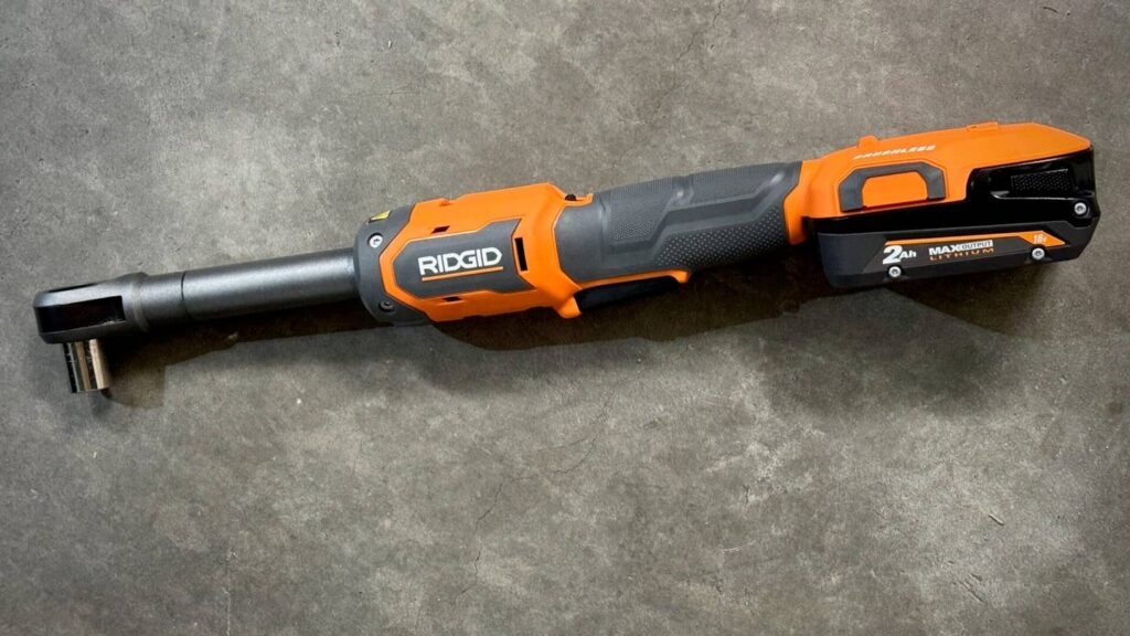 Review: Ridgid 18V Cordless Extended 3/8 Inch Ratchet