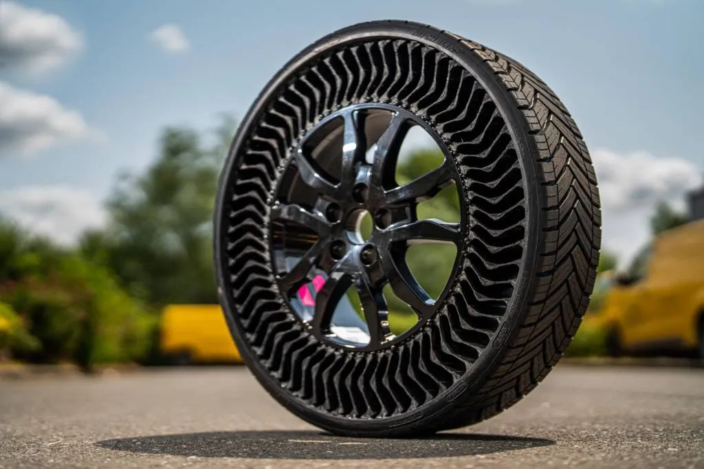 Michelin Uptis airless prototype tires