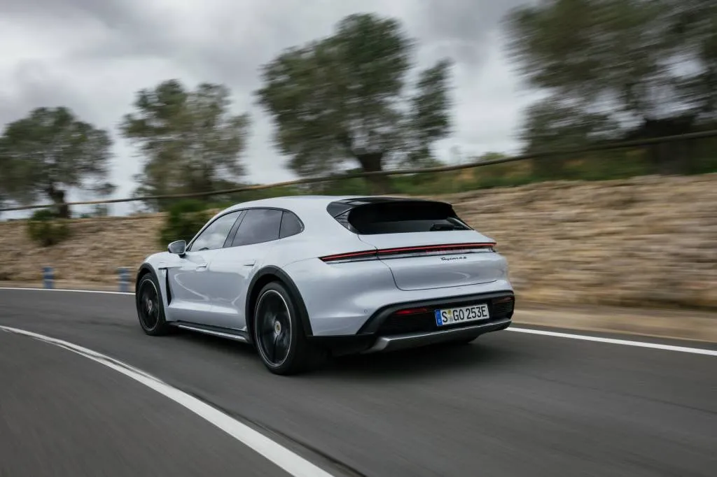 2025 Porsche Taycan